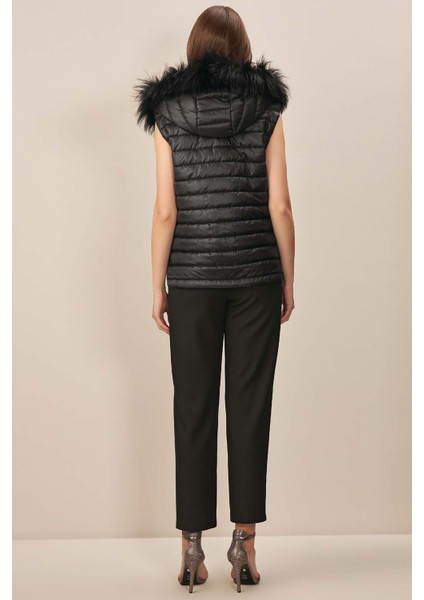 Kapüşonlu Siyah Dokuma Yelek fırsatları