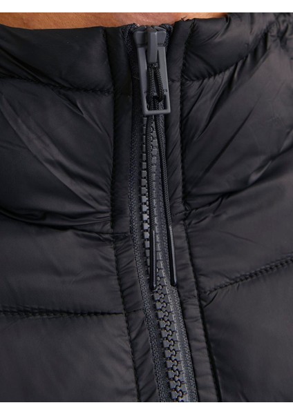 Erkek Kapüşonlu Şişme Mont - 12258441 modelleri