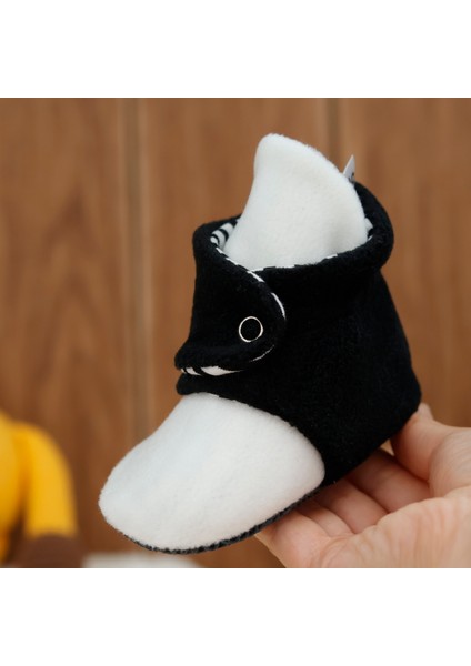 Polar Bebek Pandufu, Kaydırmaz Taban, Organik Pamuk Astarlı, İlk Adım Ev Patiği, Siyah Beyaz Taraftar fırsatları