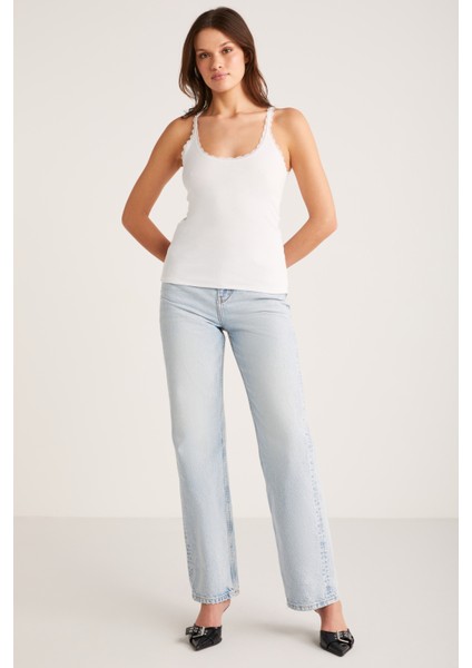 Barry Kadın Ince Askılı Dantel Detaylı Beyaz Atlet fiyatları