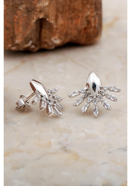 Baget Taşlı Rodyumlu Gümüş Yelpaze Küpe 6939