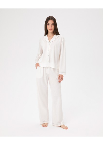 Ekru Kadın Uzun Kollu Düğmeli Klasik Pijama Gömlek