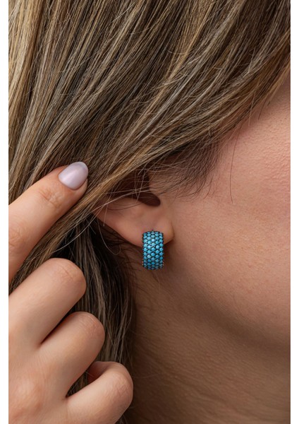 925 Ayar Gümüş Rose 5 Sıra Turkuaz Taşlı Yarım Tur Küpe fiyatları