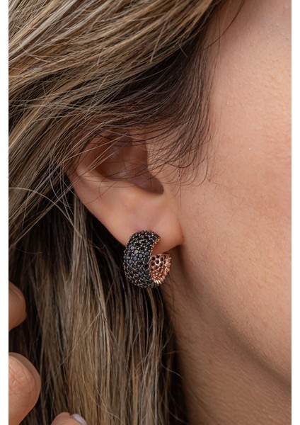 925 Ayar Gümüş Rose 5 Sıra Siyah Taşlı Yarım Tur Küpe modelleri