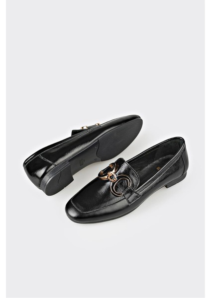 Siyah Deri Kadın Loafer