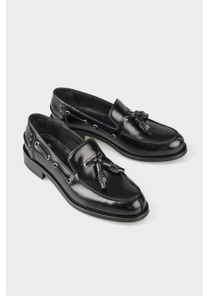 Siyah Deri Kadın Günlük Ayakkabı fiyatları