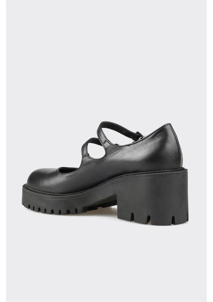 Siyah Deri Kadın Günlük Ayakkabı modelleri