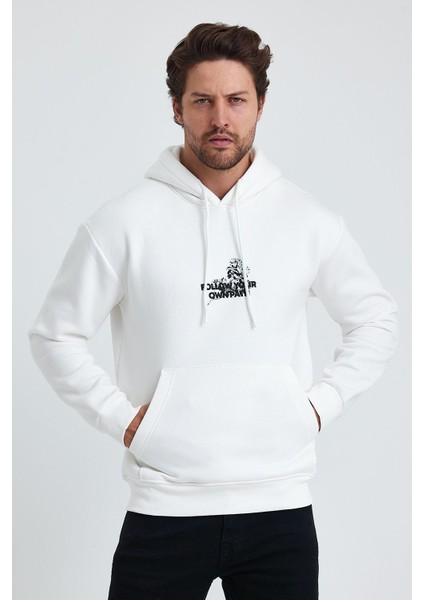 Erkek Regular Fit Yumuşacık Içi Polarlı Kordonlu Kapüşonlu Baskılı Sweatshirt