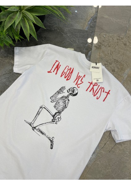 Arka Iskelet Beyaz Tshirt fırsatları