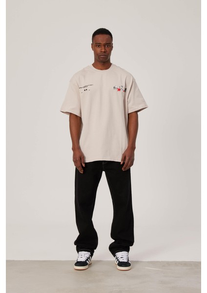 Statue Baskılı Krem Tshirt modelleri