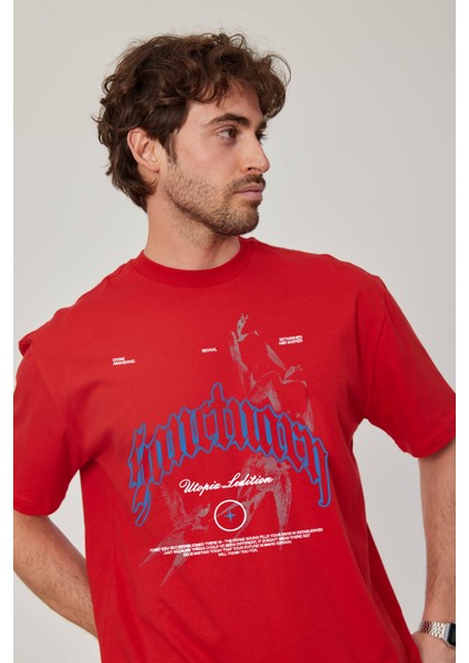 Utopia Figür Baskılı Kırmızı Tshirt