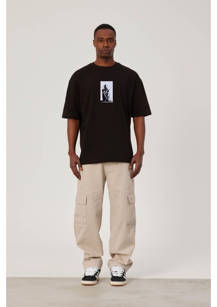 Ağlayan Adam Figürlü Siyah Tshirt