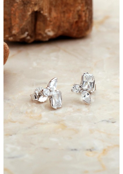 Tasarım Rodyum Kaplama Gümüş Küpe 6951