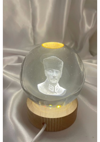 Atatürk 3D LED Işık Cam Küre Gün Işığı Büyük 8cm Mustafa Kemal Atatürk Ata Masa ve Gece Lambası