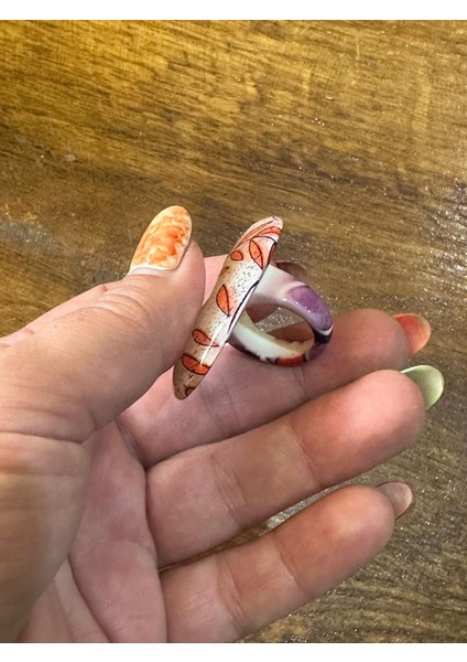 Çiçek Desenli Kemik Kadın Yüzük Çap 6 cm