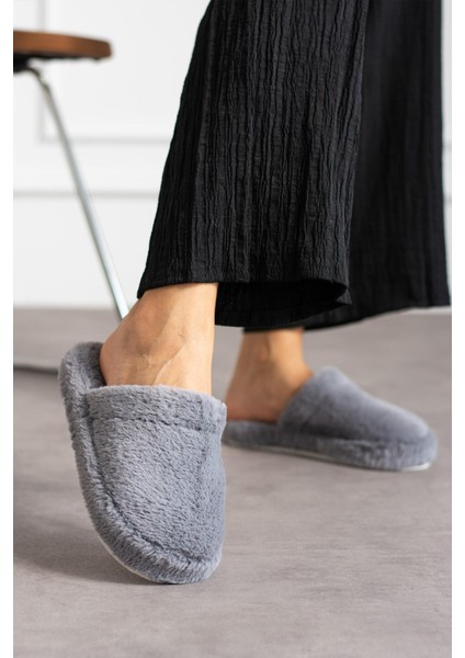 Tüylü Kapalı Kadın Ev Terliği Kışlık Terlik Sessiz Taban fiyatları
