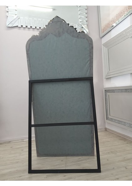 Princess Black Gold Model Siyah Altın Renk Dekoratif Ayaklı Boy Aynası