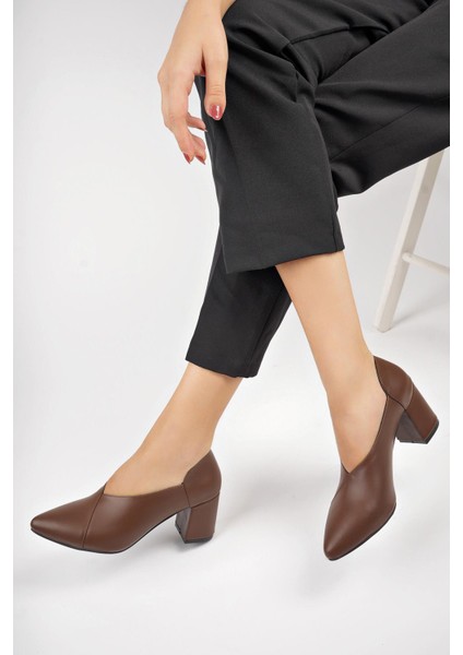 Deri Kadın Topuklu Deri Ayakkabı TRC71-0865