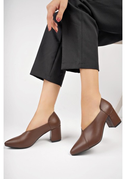 Deri Kadın Topuklu Deri Ayakkabı TRC71-0865 modelleri
