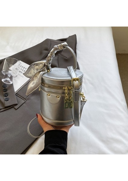 Küçük Çanta Kadın El Tipi Silindirik Çanta Çok Yönlü Doku Çapraz Askılı Çanta (Yurt Dışından) fırsatları