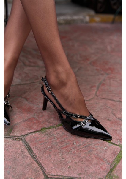 Siyah Rugan Ayakkabı Kemer Detay Bilek Bağlı Kadın Topuklu Ayakkabı fiyatları