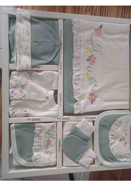 Çiçek Nakışlı Kız Bebek 10LU Zıbın Set Hastane Çıkışı 6617