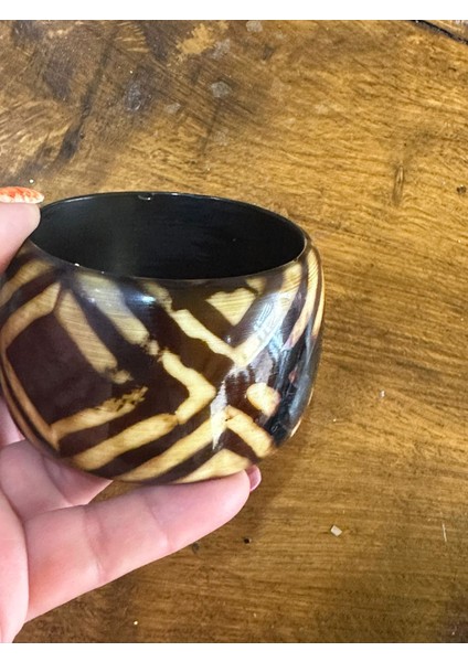 Desenli Kemik Kadın Bilezik Çap 7 cm fiyatları