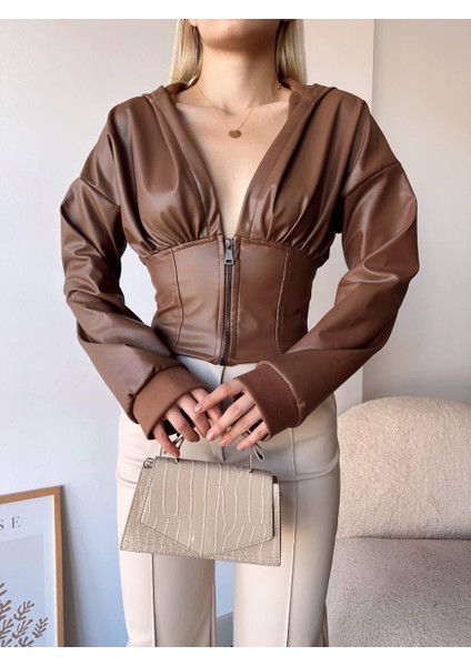 Kapüşonlu Deri Beli Korse Detaylı Crop Bluz