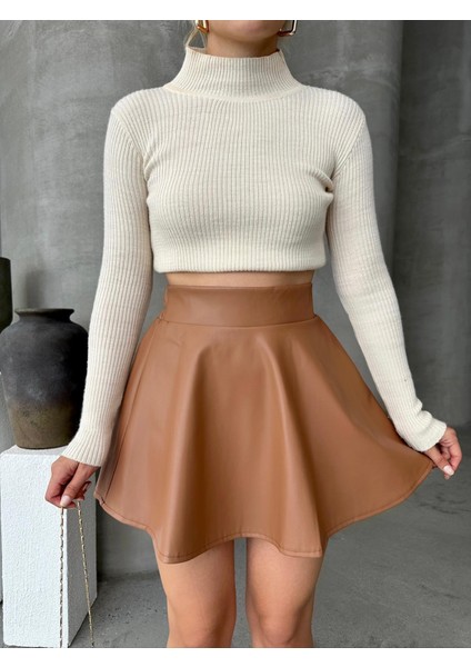 Suni Deri Mini Kloş Etek