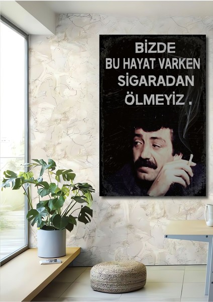 Dekoratif Tablo Müslüm Gürses Retro Ahşap Poster Çerçeve Görünümlü Dikey Duvar Dekorasyon Tablosu fiyatları
