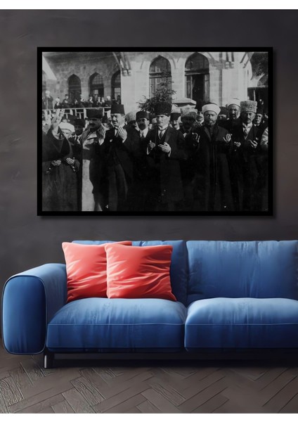 Dekoratif Yatay Dua Eden Atatürk Duvar Tablo Ahşap Dikdörtgen Tablo