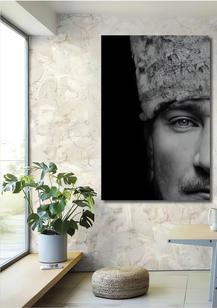 Mustafa Kemal Atatürk Yarım Portre Dikey Ahşap Tablo Çerçeve Görünümlü Dikey Duvar Dekorasyon Tablo