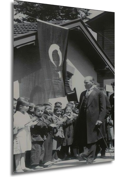 Dekoratif Dikey Çocuklar ve Atatürk Duvar Tablo Ahşap Dikdörtgen Tablo modelleri