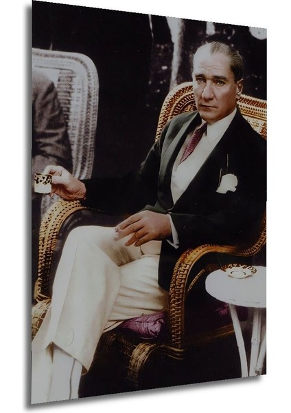 Dekoratif Dikey Kahve Içen Atatürk Duvar Tablo Ahşap Dikdörtgen Tablo