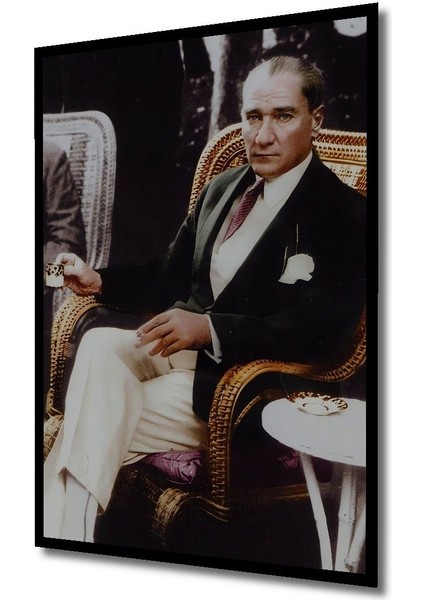 Dekoratif Dikey Kahve Içen Atatürk Duvar Tablo Ahşap Dikdörtgen Tablo