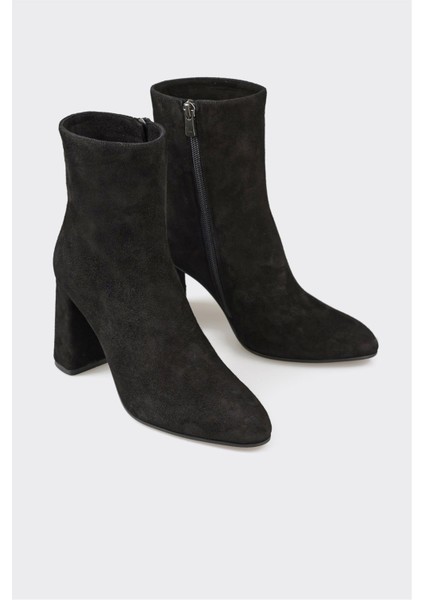 Siyah Deri Kadın Yüksek Topuk Bot fiyatları