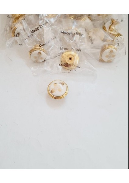 Italyan Guıstı Gold Desenli Düğme Kulp ( 6 Adet ) fiyatları