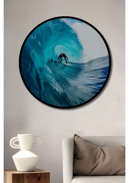 Dekoratif Dalgaların Arasındaki Surf Yapan Adam Duvar Tablo Ahşap Yuvarlak Tablo
