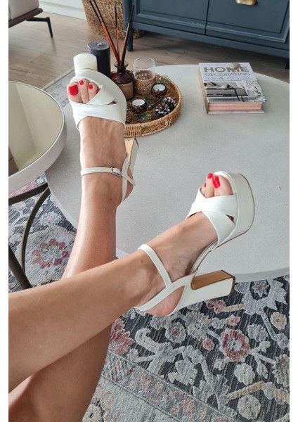 11 3535 Topukla Kadın Platform Kalın Topuklu Abiye Ayakkabı modelleri