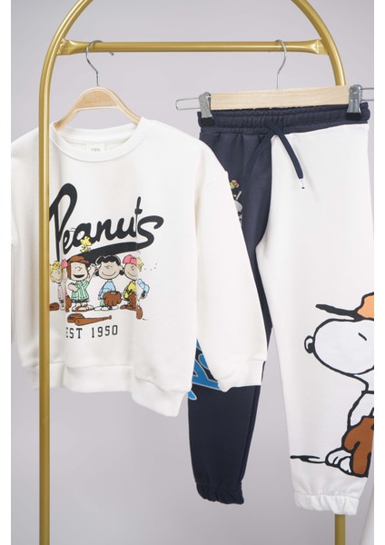 Yeni Sezon Peanust Snoopy Modelli Bisiklet Yaka Pamuk Eşofman Takımı fiyatları
