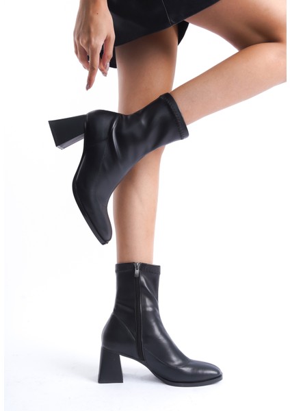 D029 Kadın Streç Bilekli Orta Boy Topuklu Bot modelleri