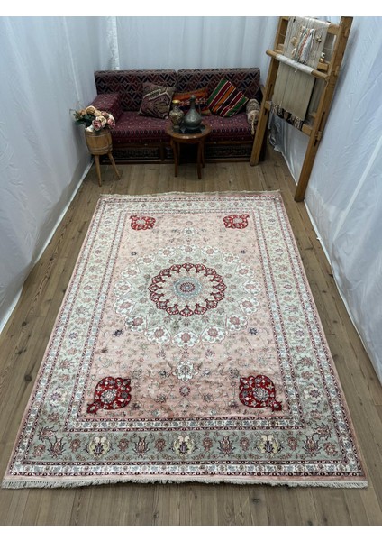 El Dokuma Ipek Floş Halı - 185 x 271