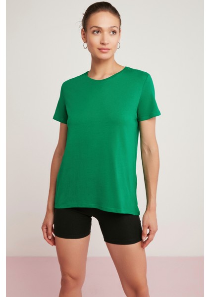 Tatum Kadın Pamuk Süprem Yuvarlak Yaka Comfort Fit Yeşil T-Shirt fiyatları