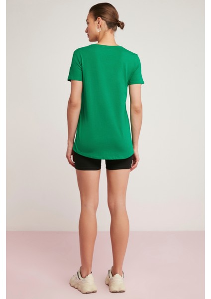 Tatum Kadın Pamuk Süprem Yuvarlak Yaka Comfort Fit Yeşil T-Shirt indirimleri