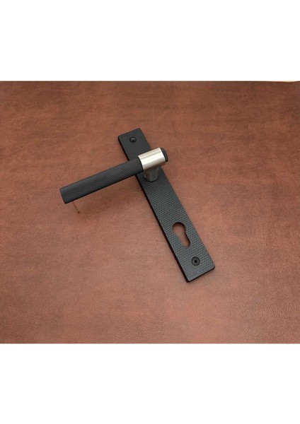 Punch Mat Siyah Inox Lüx Aynalı Çelik Kapı Kolu Sol Basar Tek Yön