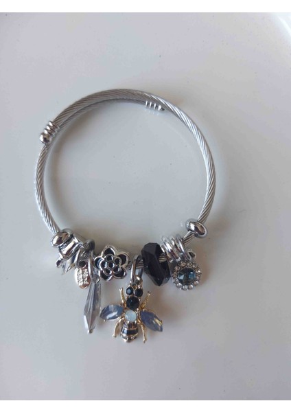 Pandora Arı Charmlı Çelik Bileklik