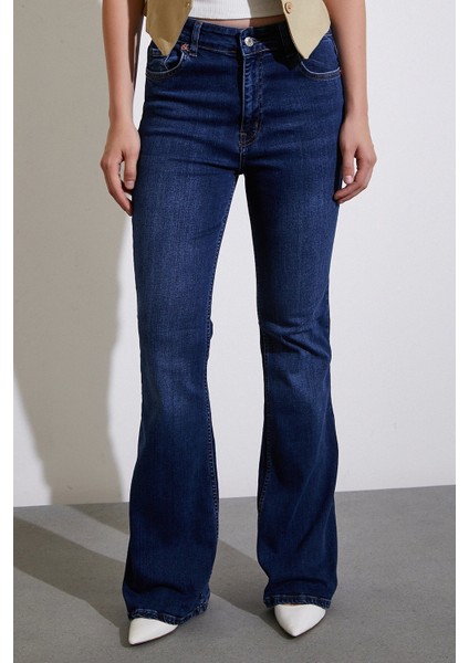 Yüksek Bel Ispanyol Paça Jean Koyu Lacivert fırsatları