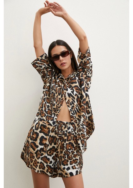 Cepli Leopar Desenli Şortlu Takım Haki indirimleri