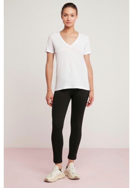 Mabel Kadın Pamuk V Yaka Yarım Kollu Beyaz T-Shirt fırsatları