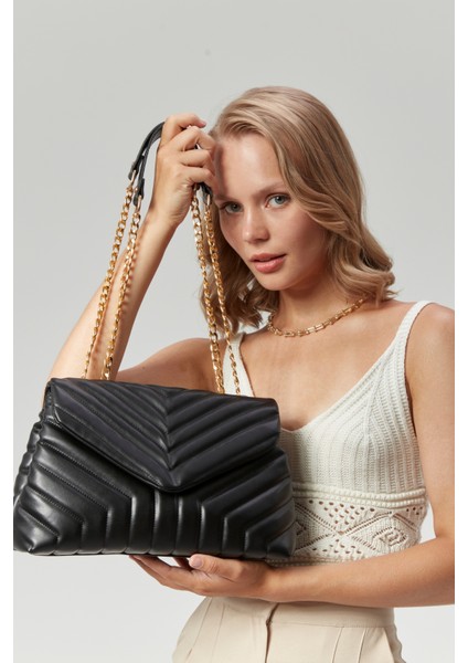 Kadın Üç Bölmeli Kapitone Nakışlı Gold Zincir Askılı Kadın Omuz Çantası indirimleri